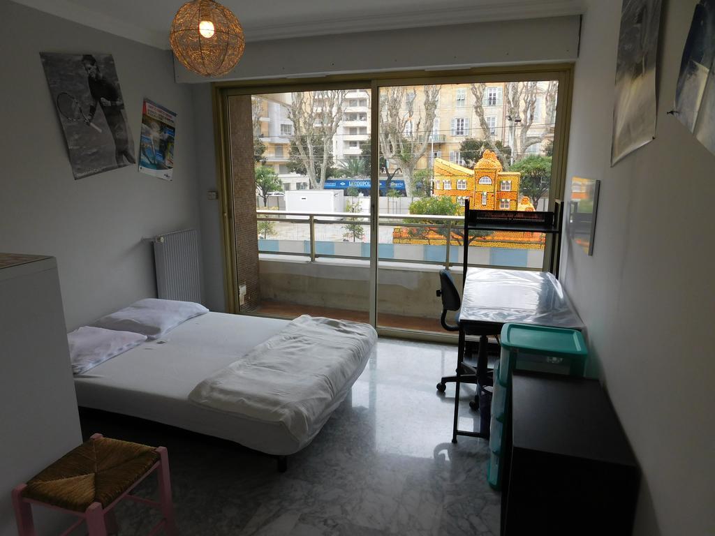 Appartement Regency Мантон Екстер'єр фото